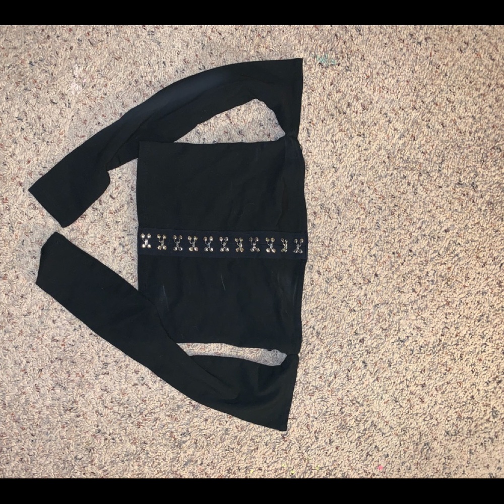 Black Crop Top with Sleeves